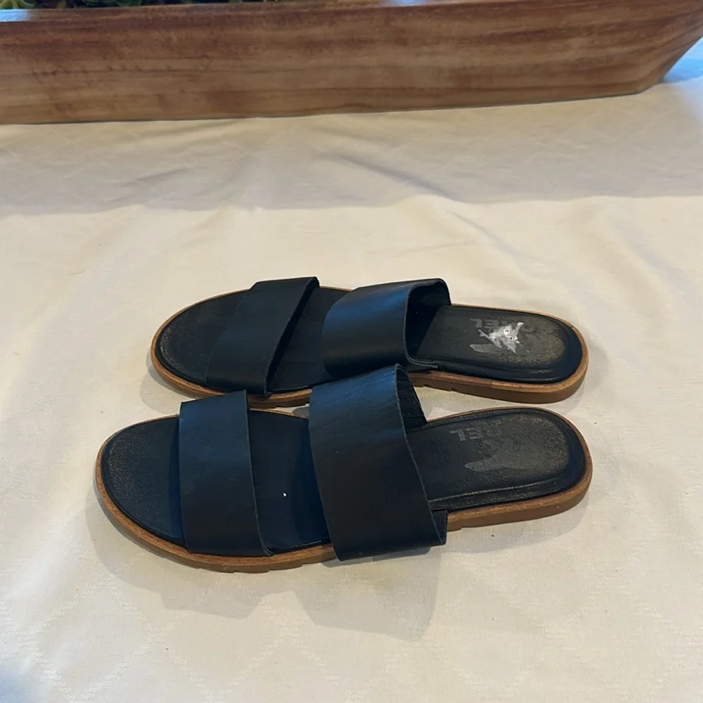 Sorel Women's Ella II‎ Slide Sandals sandal black leather size 6 EUC